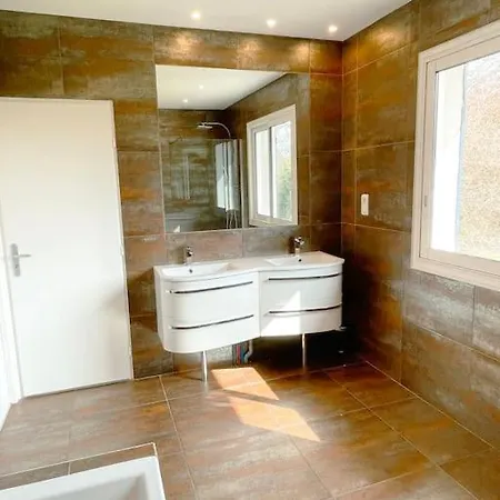 Hotel Le Tourbillon 15 Pers